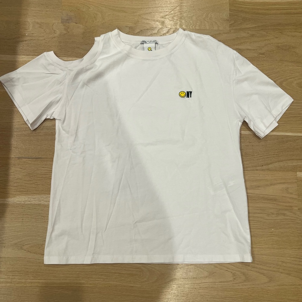 zara white tshirt